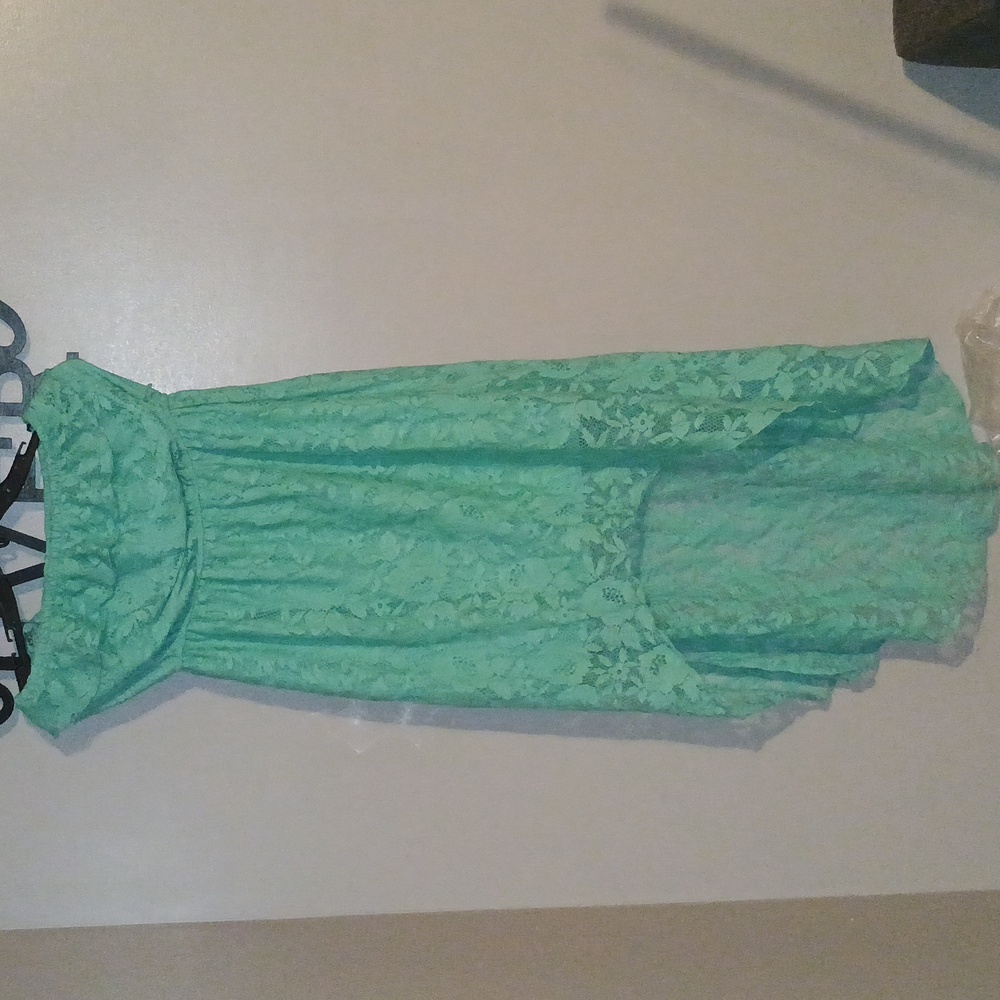 Elegant Green Lace Dress
